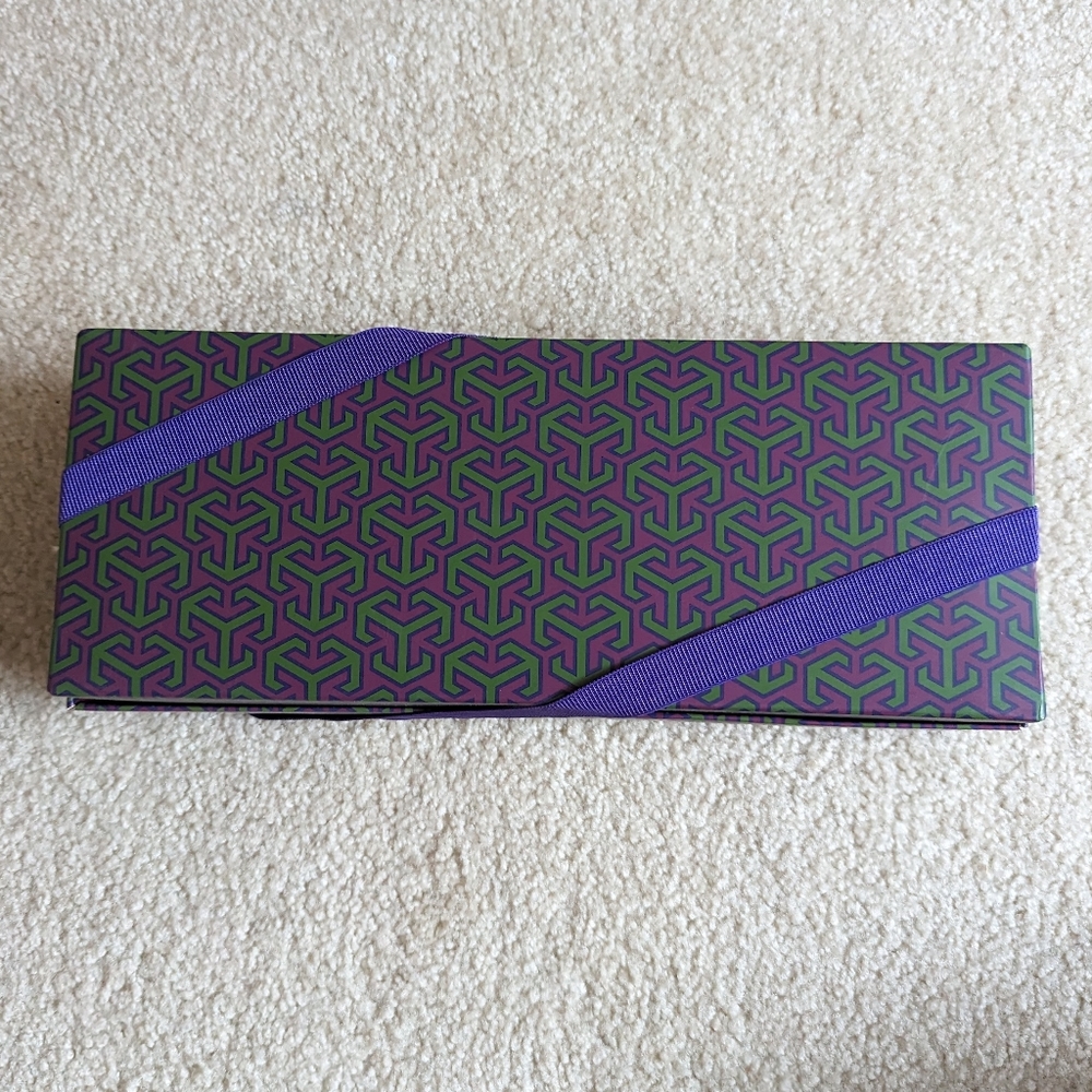Tory Burch Shoe Box - Picture 2 of 4